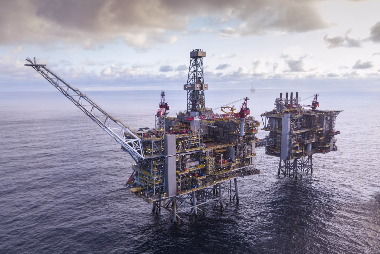 Oil Futures Close Slightly Higher as Trump Eases Tensions Over Iran